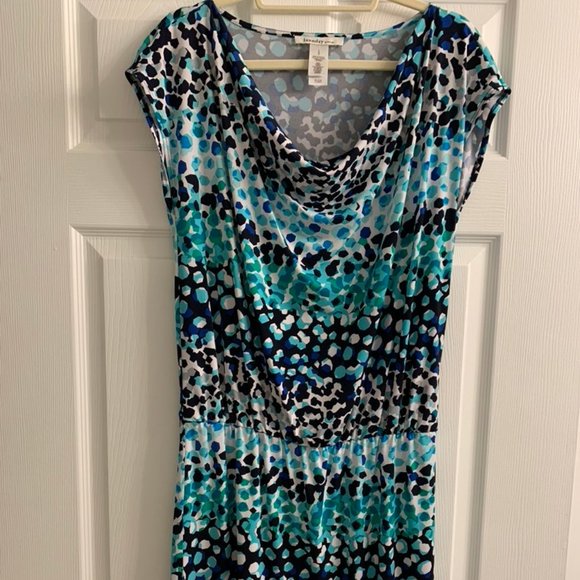 Laundry Dress - Picture 3 of 8